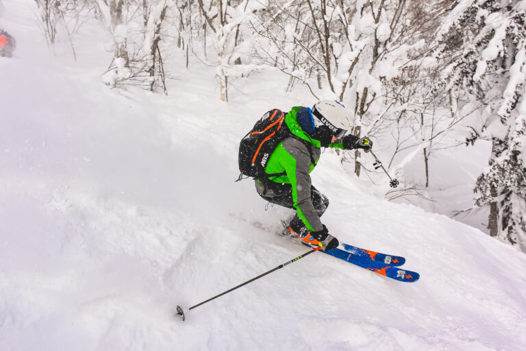 Mountain Beat - Freeride Roadtrip Japan