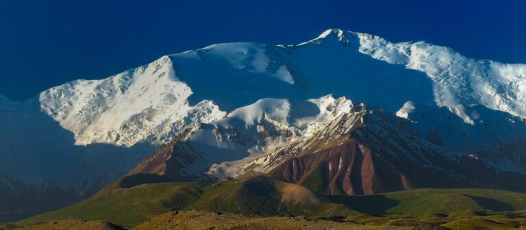 Mountain Network - Peak Lenin beklimmen header-1
