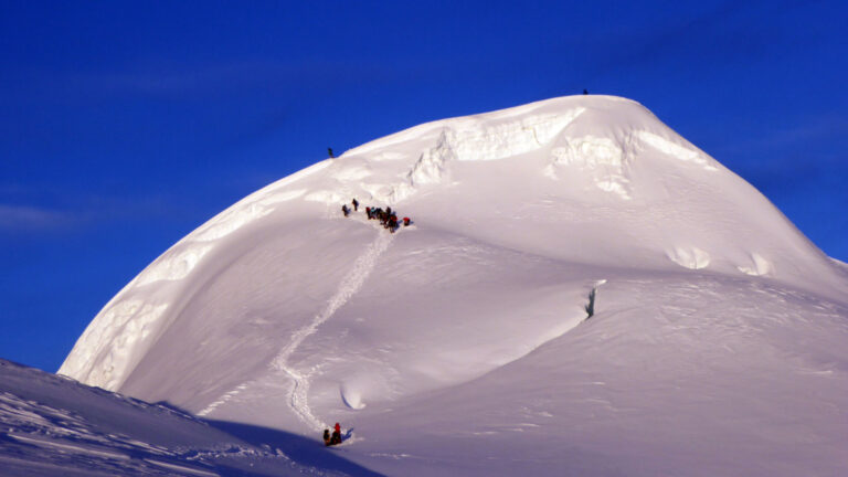 Clear-view-of-Mera-Peak-Summit