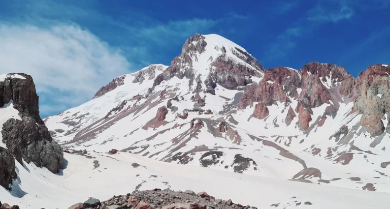 Kazbek beklimmen Kaukasus - Mountain Network12.jpg