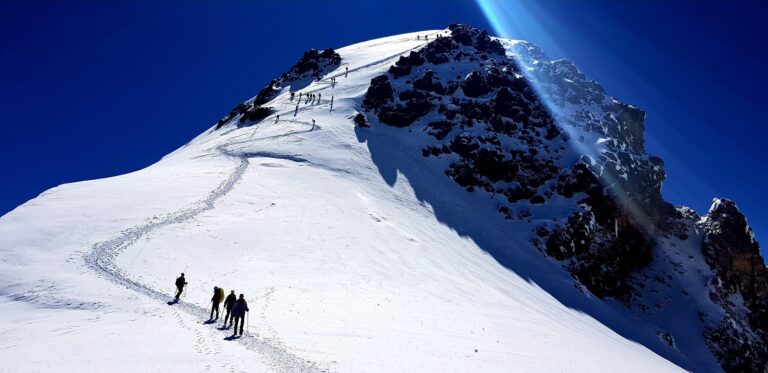 Kazbek beklimmen Kaukasus - Mountain Network4