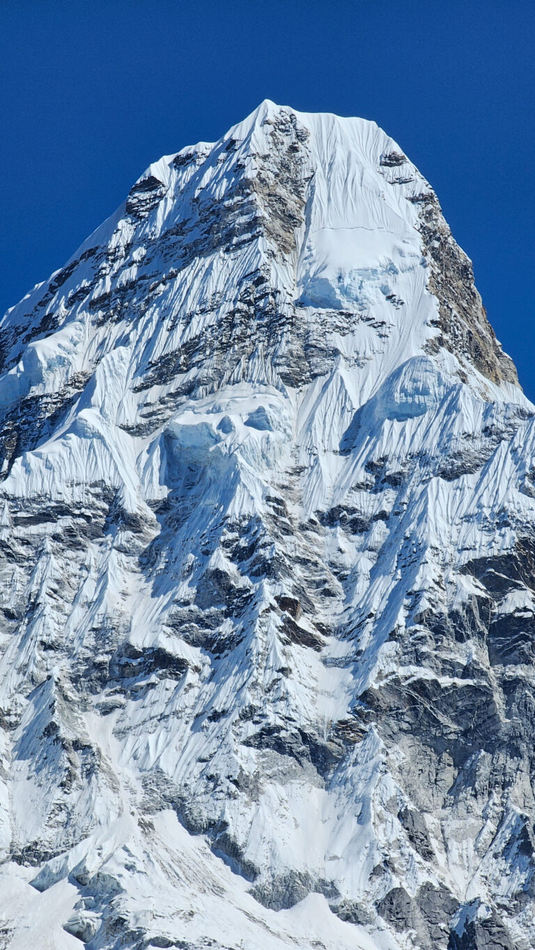 Ama Dablam Mountain Beat_7