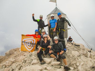 Mountain-Network-Triglav-beklimming-trekking-21-400x300